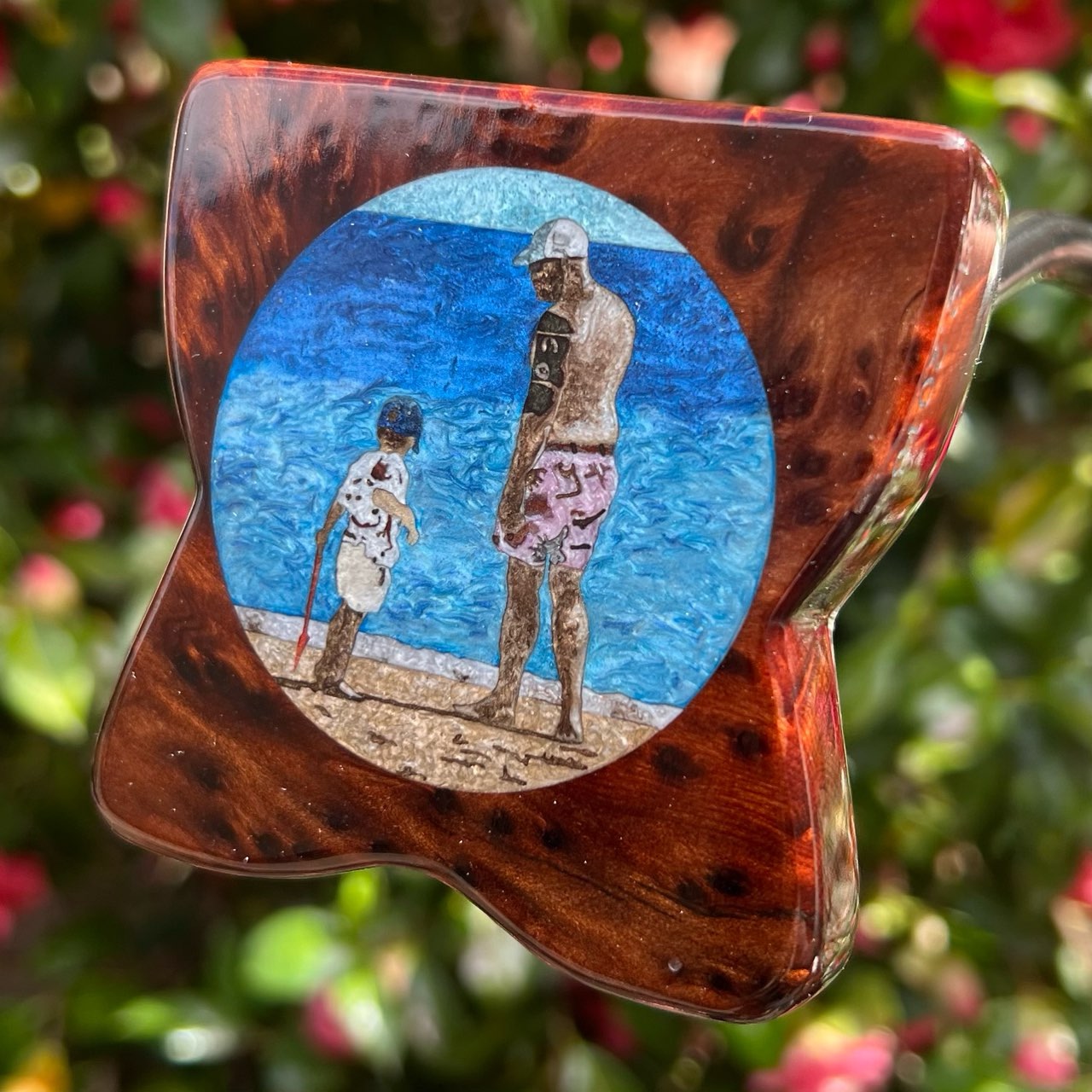 Custom Bradley putter with hand-painted father and son beach scene on burl wood